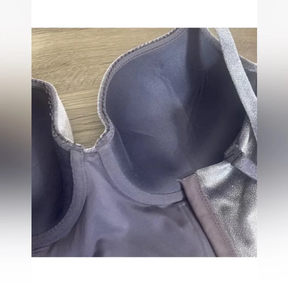EUC Victoria Secret velvet shimmer bustier bra top - Picture 6 of 7